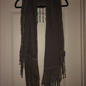gray fringed scarf